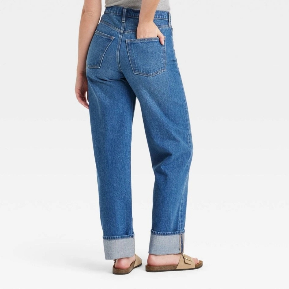 Universal Thread Women's Straight Leg Jeans - Blue - Picture 2 of 5